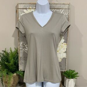 BANANA REPUBLIC Greige Beige V-neck Tee with layered chiffon neckline S